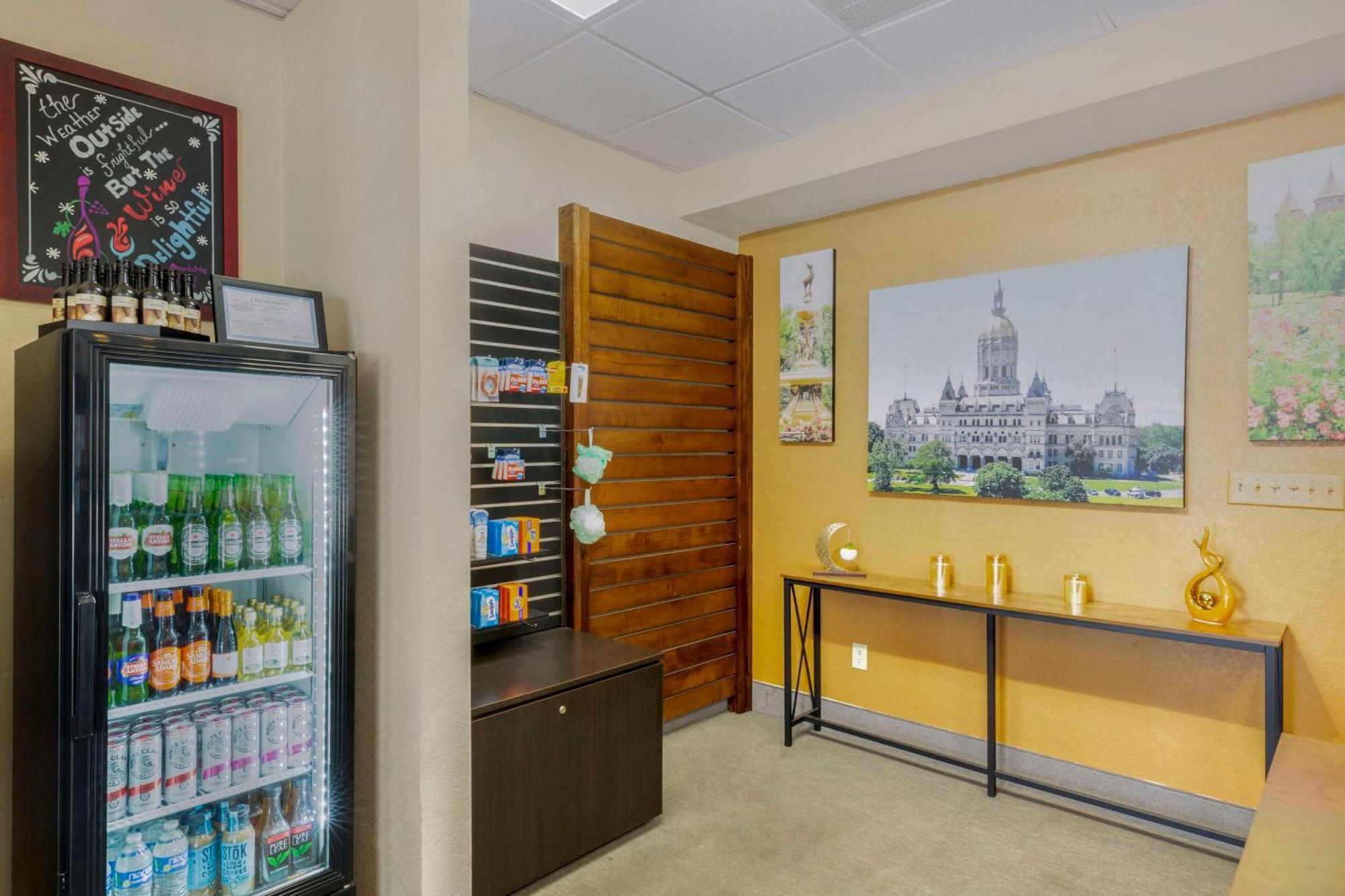 The Capitol Hotel Хартфорд Экстерьер фото
